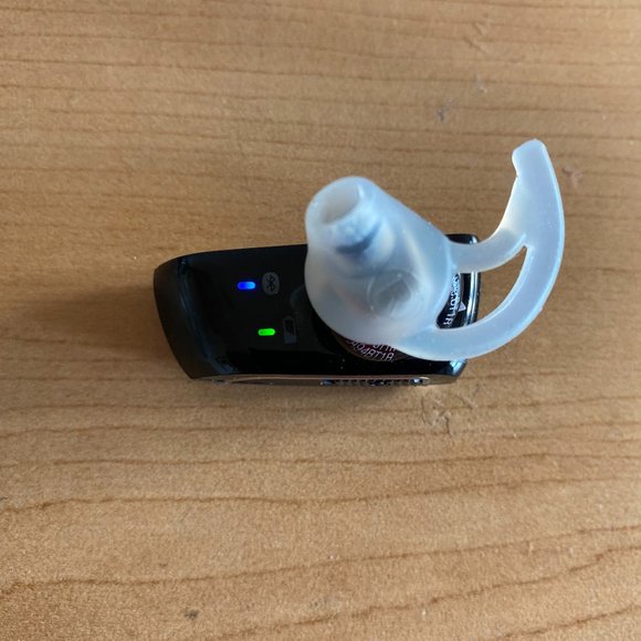 Bose Bluetooth Headset Series 1 - Right Ear - Picture 3 of 6